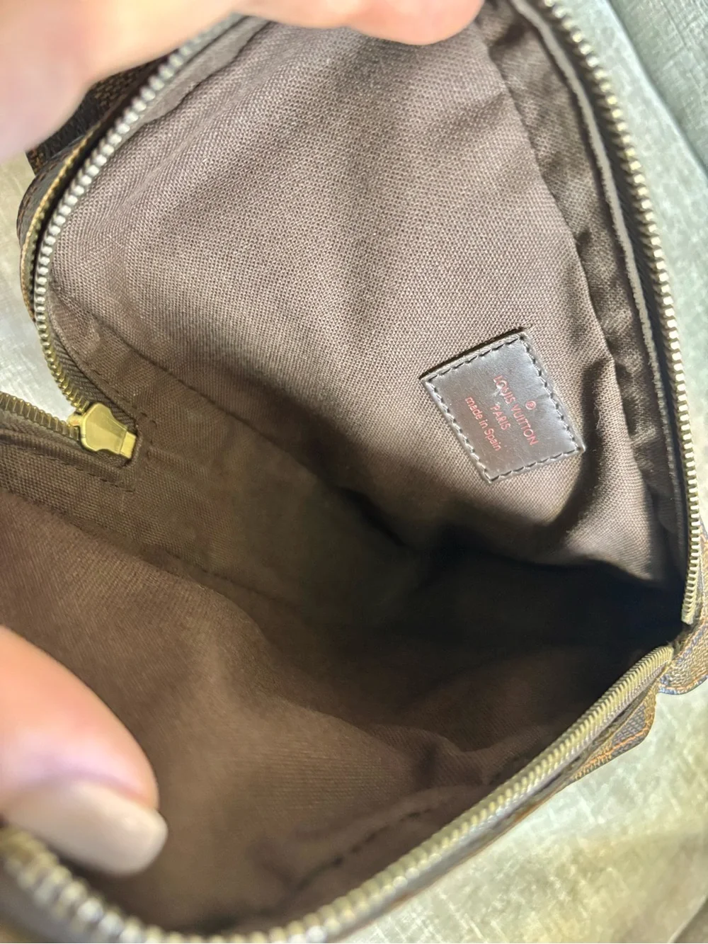 Authentic Louis Vuitton geronimos damier ebene discontinued mini bum bag